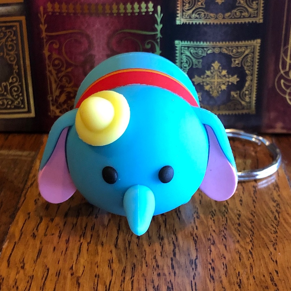 B2G1 CUTE DISNEY DUMBO TSUM TSUM 3D KEYCHAIN!!